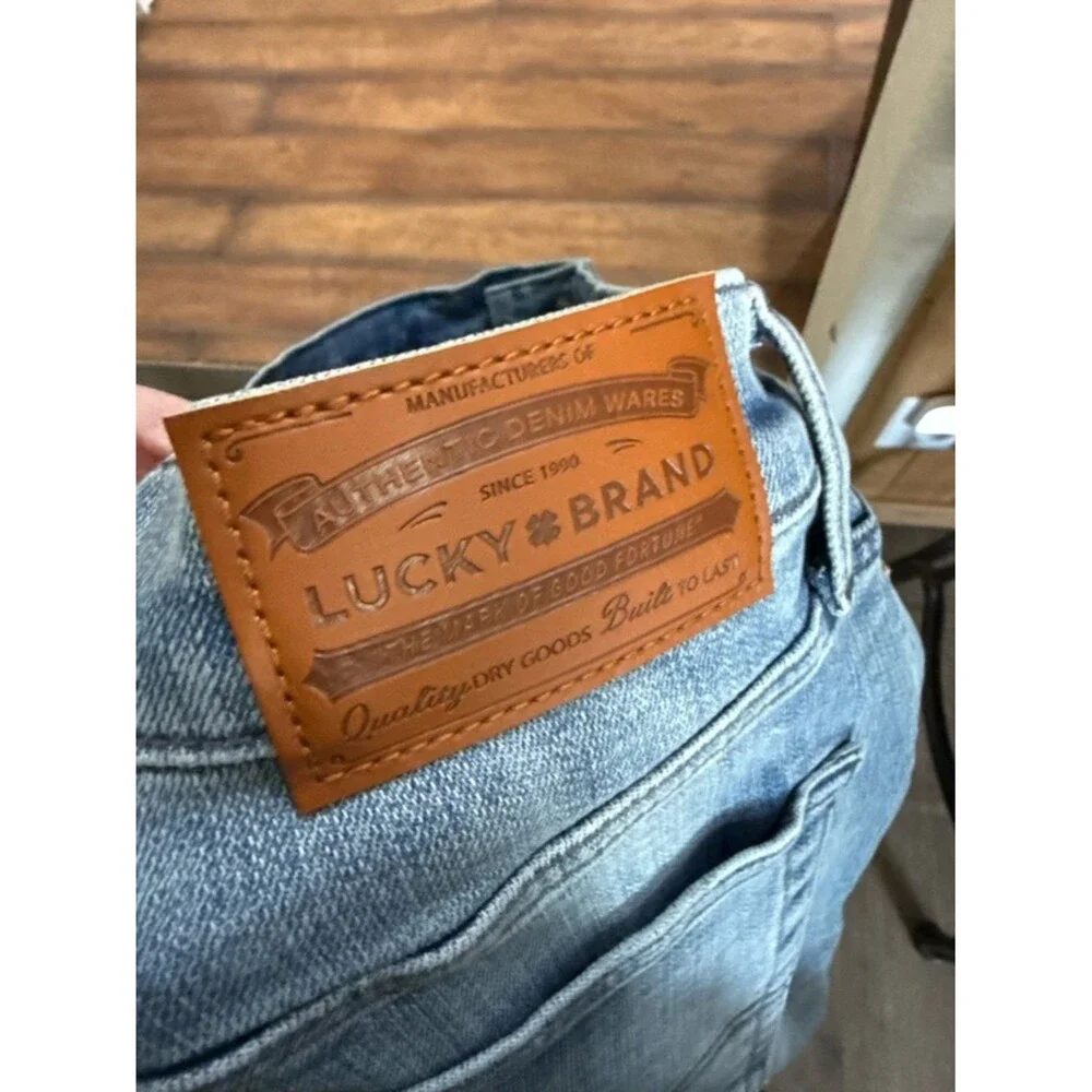 Lucky Brand 181 Relaxed Straight Jeans Men’s 34x30 Light Wash Stretch Denim NWT